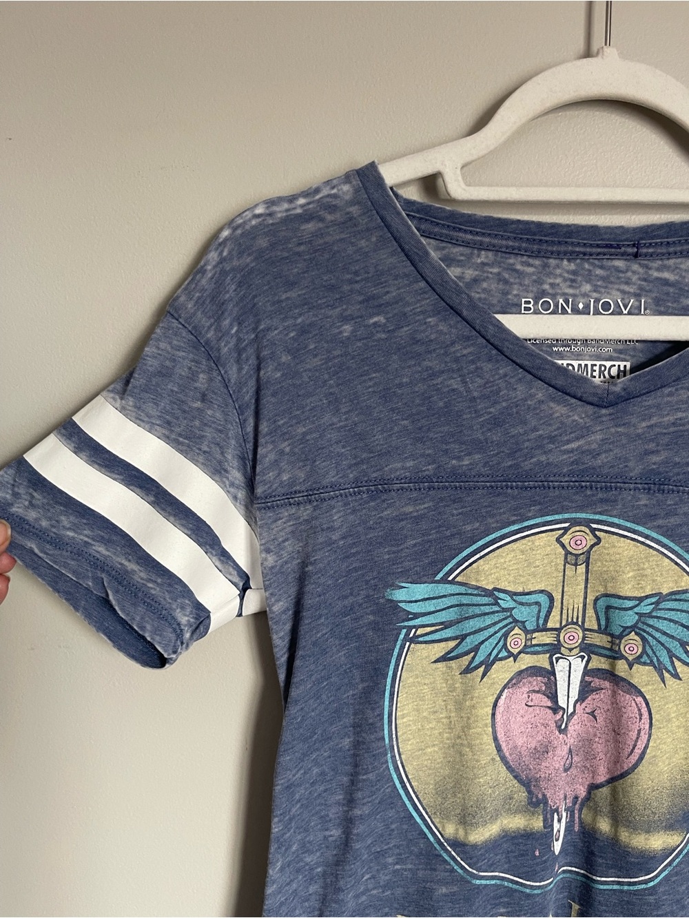 BON JOVI | Blue Graphic V-Neck Fitted Burnout Tee Sz S - Picture 4 of 6